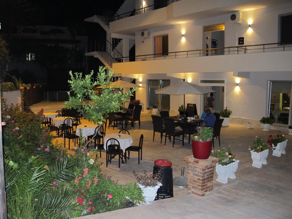 Hotel Nika Vlore Exterior photo